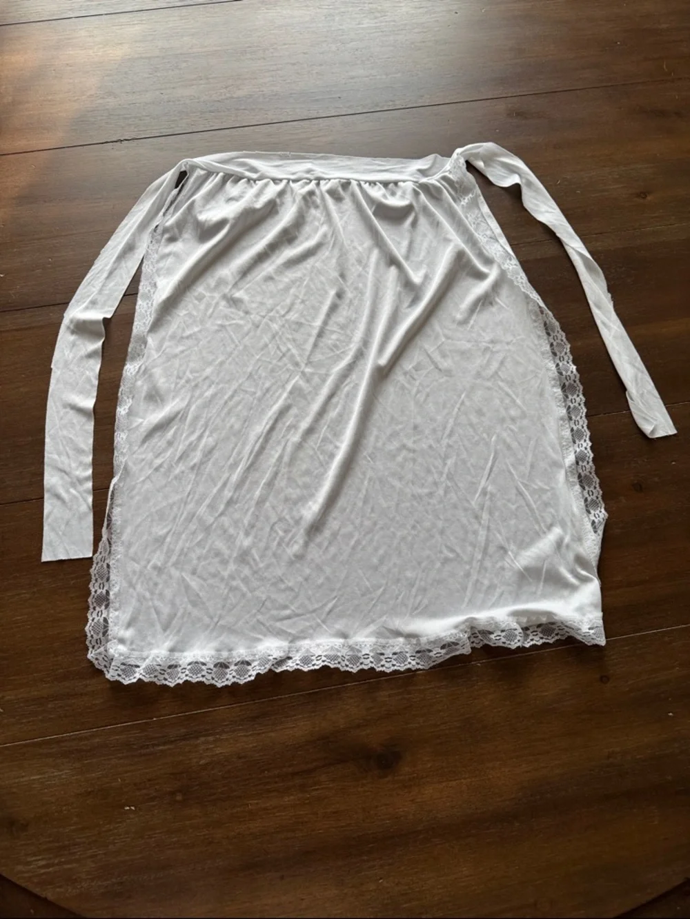 Approx. Size 10 colonial pioneer dress hat and apron - Picture 12 of 16